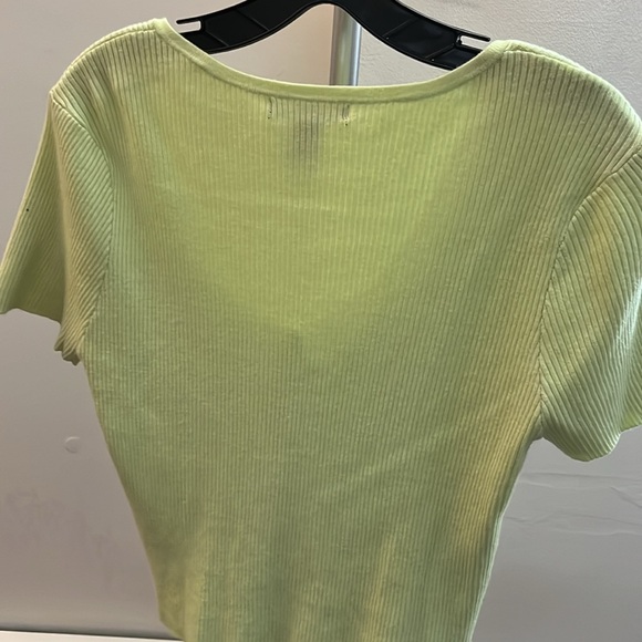 Forever 21 green top size L - Picture 4 of 4